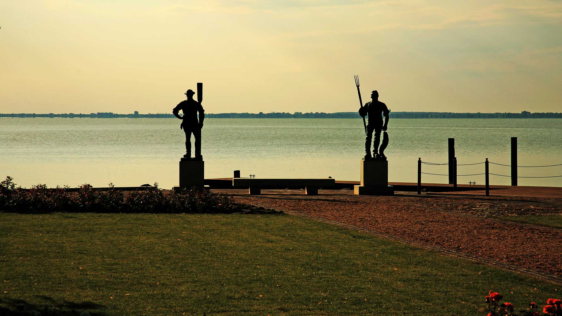 Balatonfüreden, eladó házat, nyaralót, üdülőt, panorámás ingatlant keresek Vevőimnek.