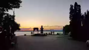 Balatonvilágoson, panorámás környezetben családi lakóház eladó