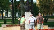 Balatonfüred, Tagore-sétány, Rabindranáth Tagore emlékművével. 